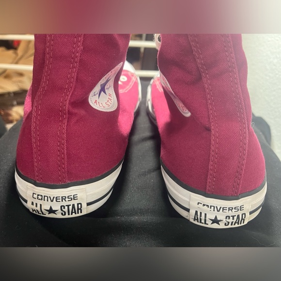 ⚠️SOLD⚠️Converse High Tops Shoes - Maroon & White - Men’s Size 10.5 - Picture 6 of 10